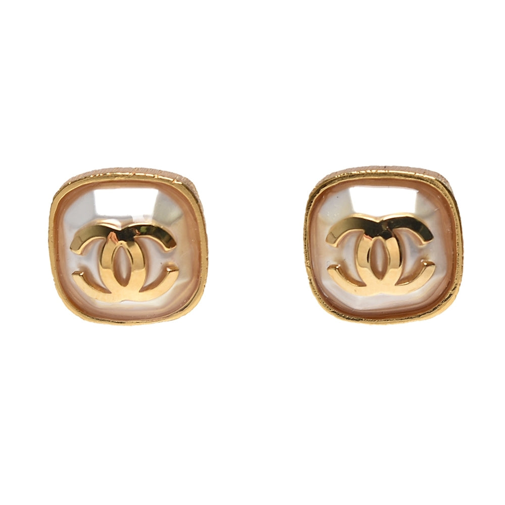 PENDIENTES DE BOTON DE TRAPEADOR DE ORO DOBLE C