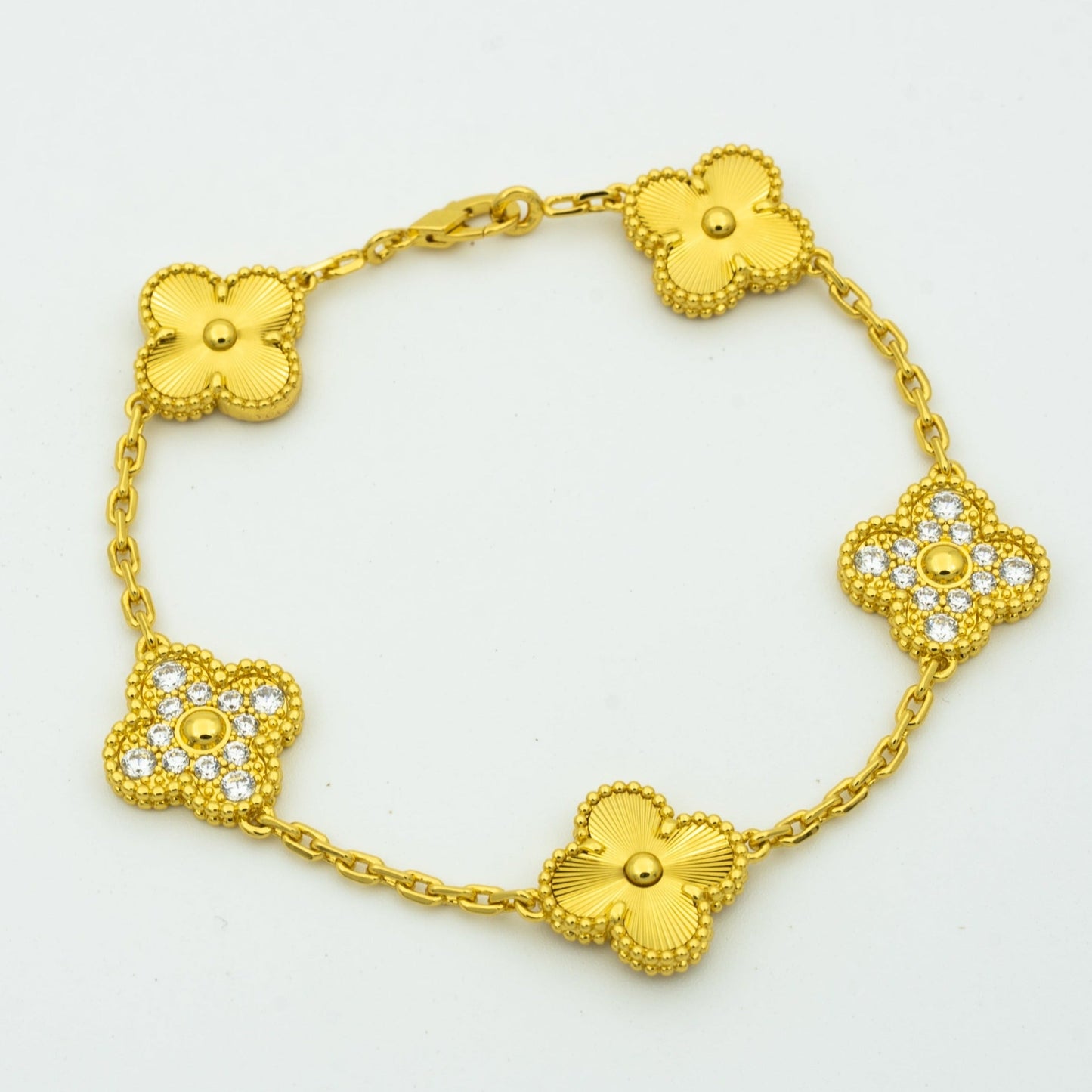 PULSERA DIANA TRÉBOL 5 MOTIVOS ORO DIAMANTE