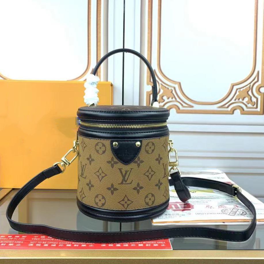 CANNES 15 LIENZO CON MONOGRAMA M43986
