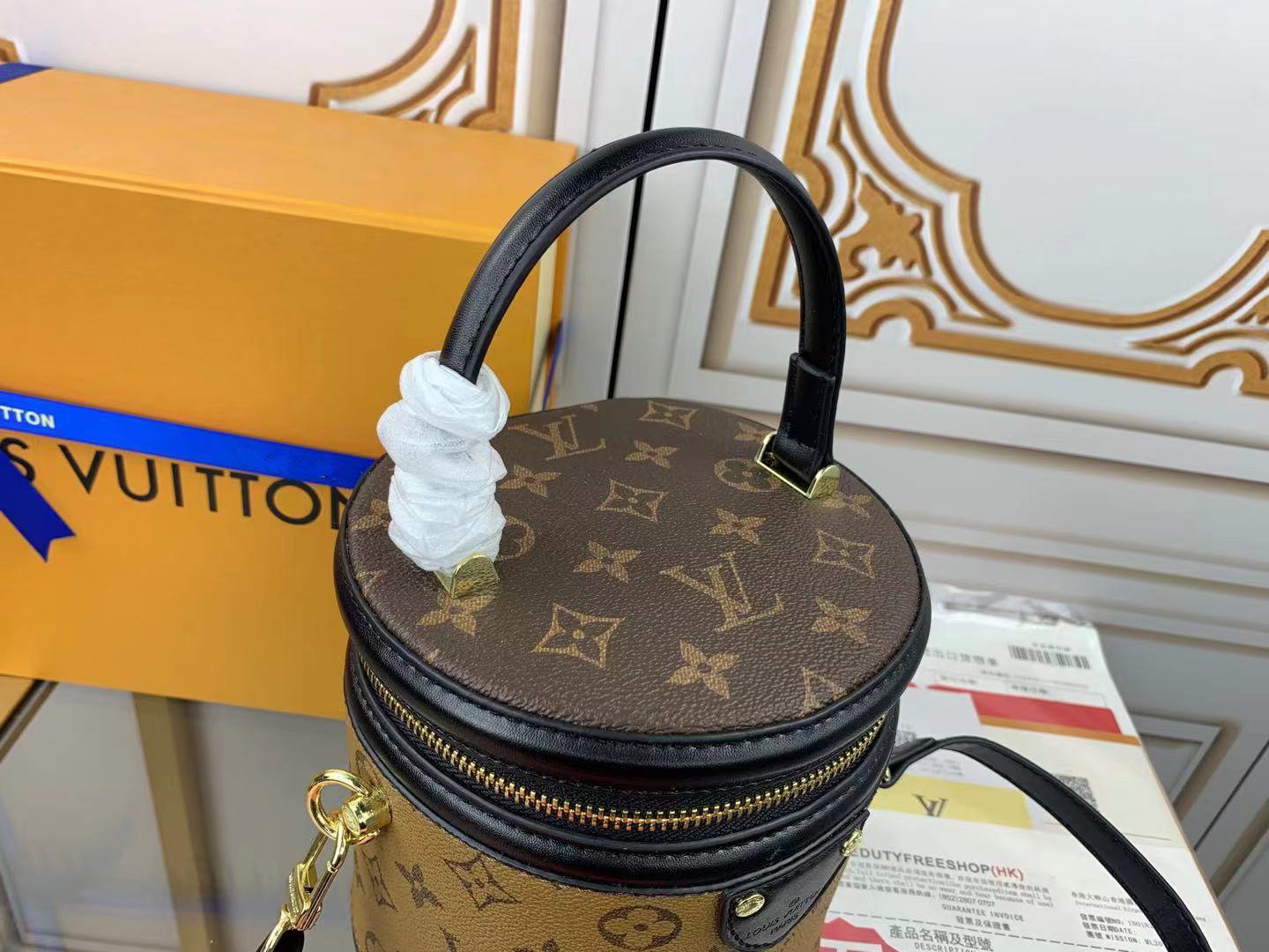 CANNES 15 LIENZO CON MONOGRAMA M43986