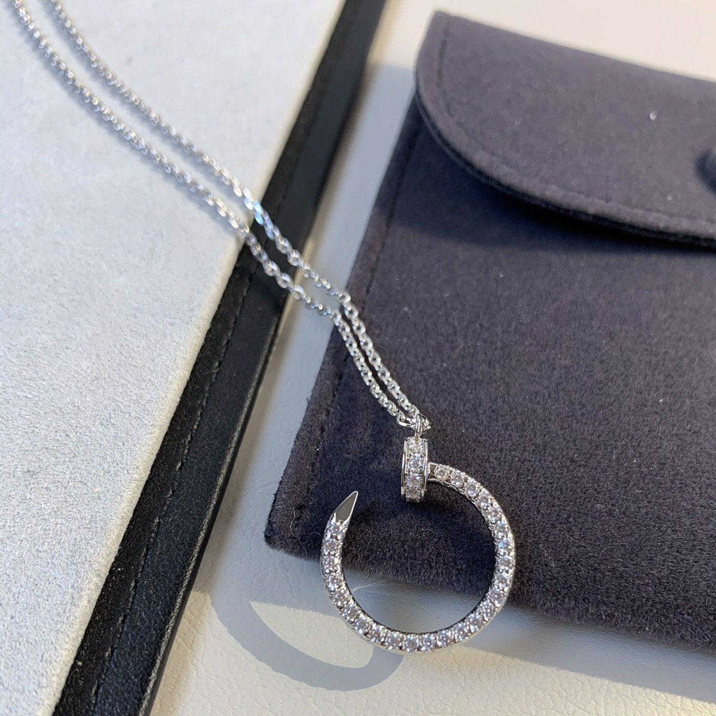 DIANA JUSTE NECKLACE SILVER DIAMONDS
