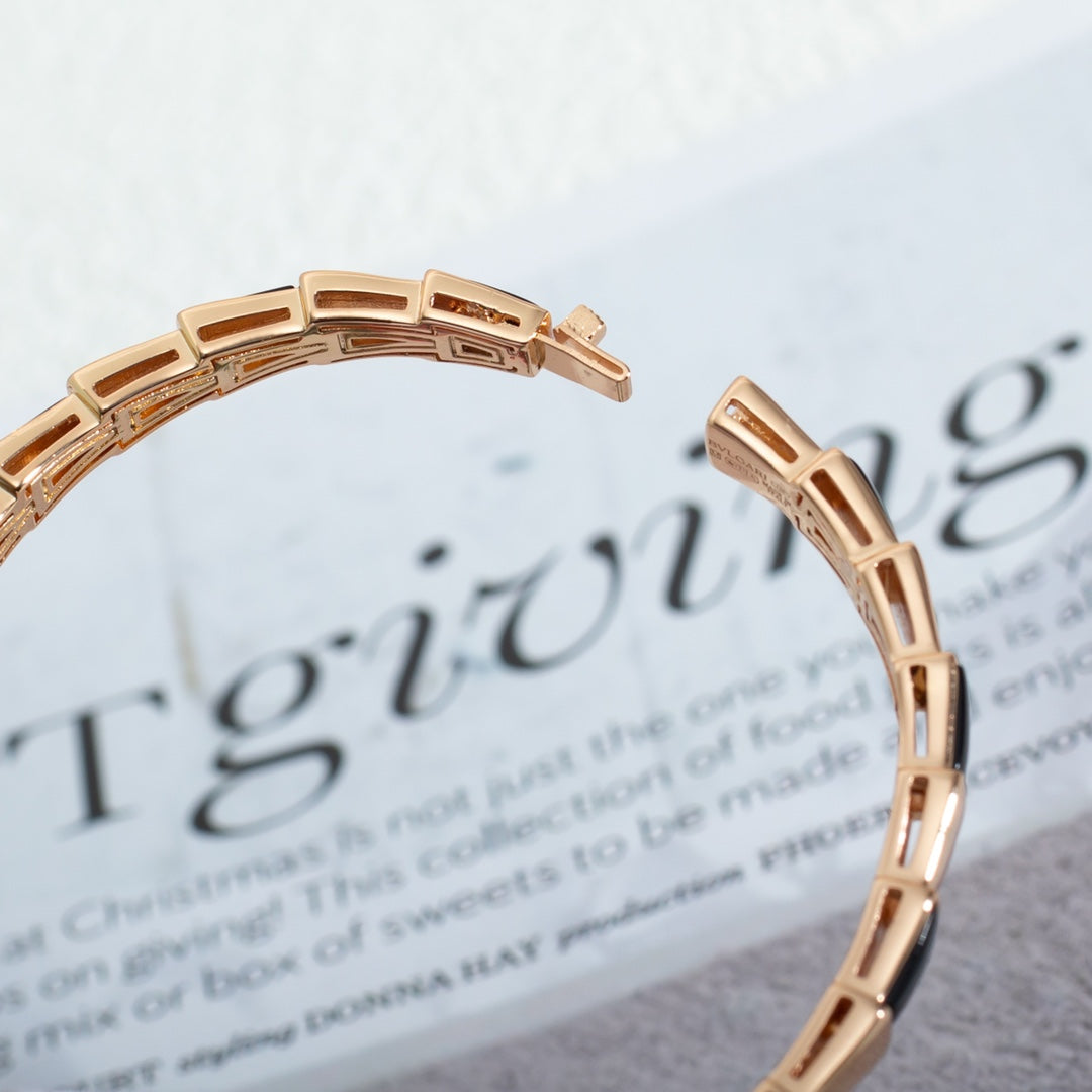 DIANA SERPENTI BRACELET PINK GOLD ONYX