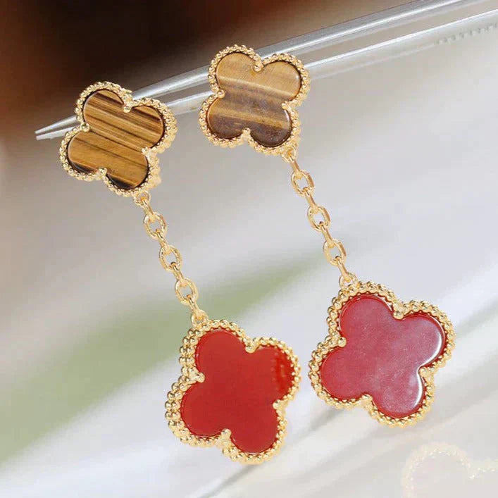 PENDIENTES DE CORNALINA CON OJO DE TIGRE Y 2 MOTIVOS DE TRÉBOL DE DIANA
