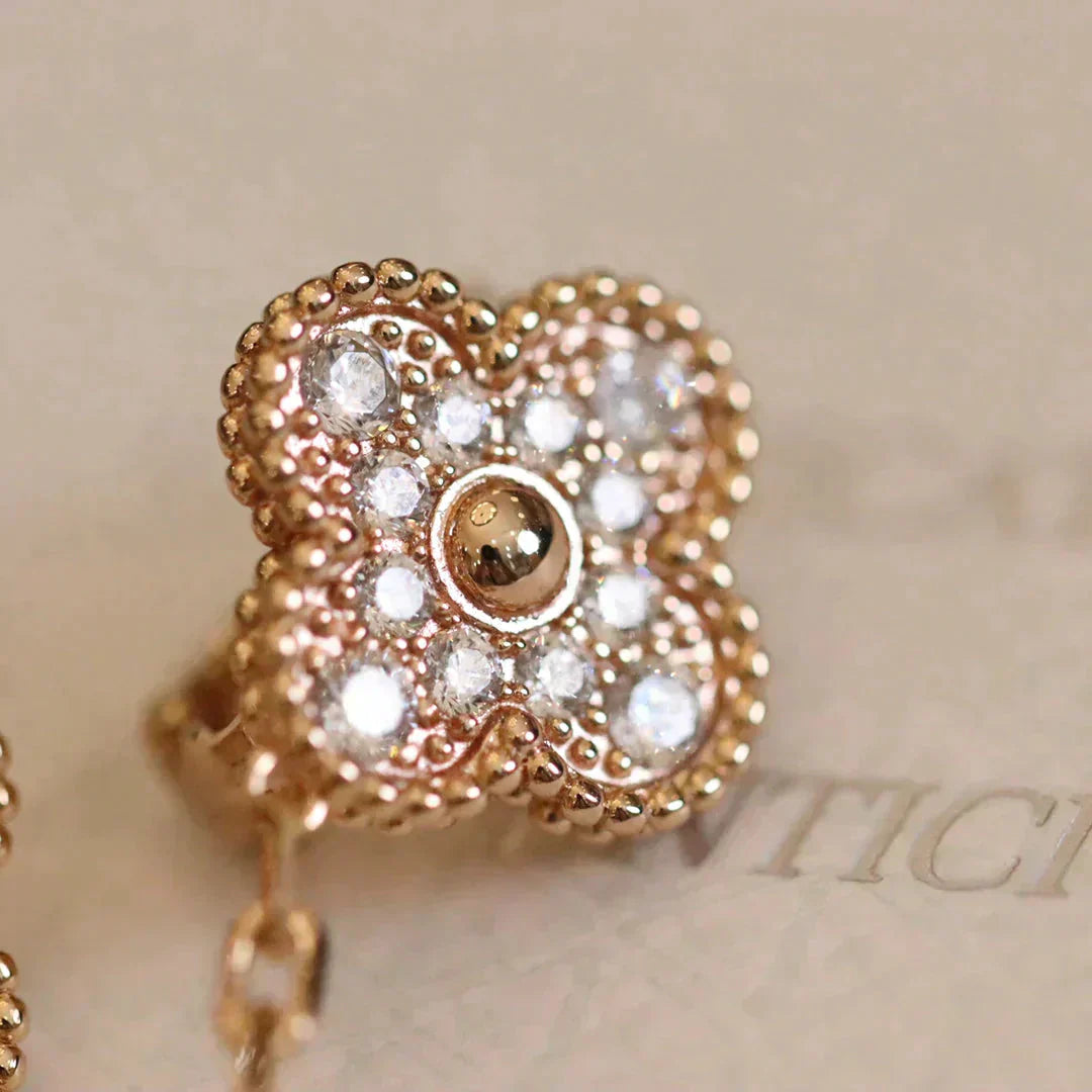 DIANA CLOVER MEDIUM 1 MOTIFS FUll DIAMOND EARRINGS
