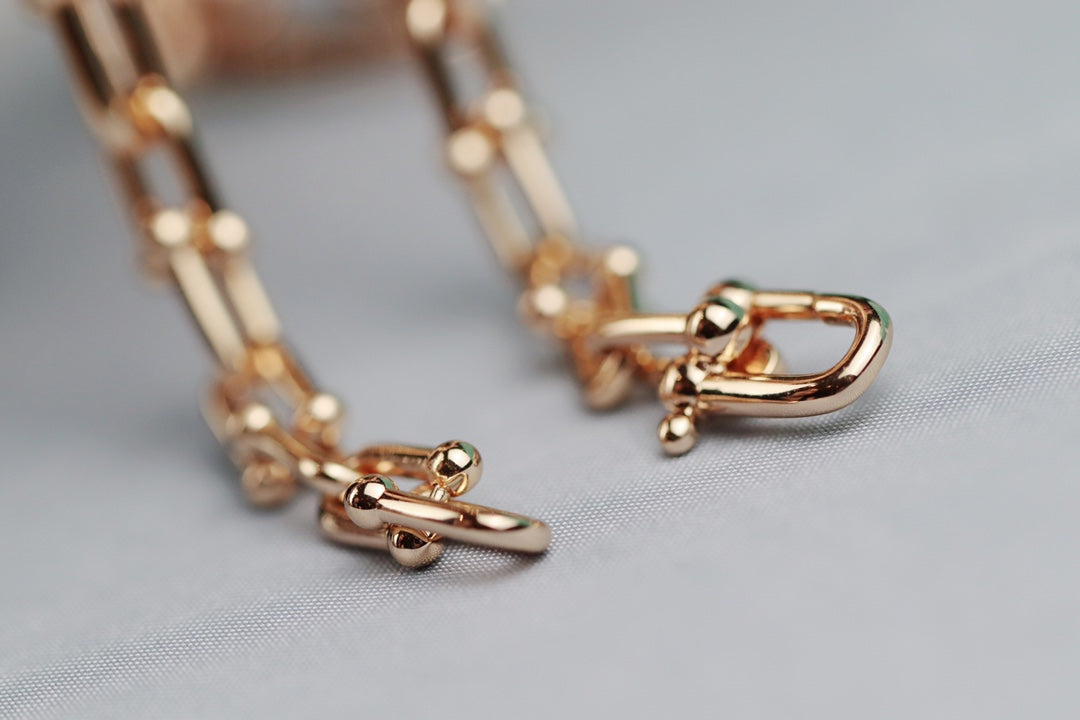 COLLAR DE ORO CON ESLABONES DE HARDWEAR