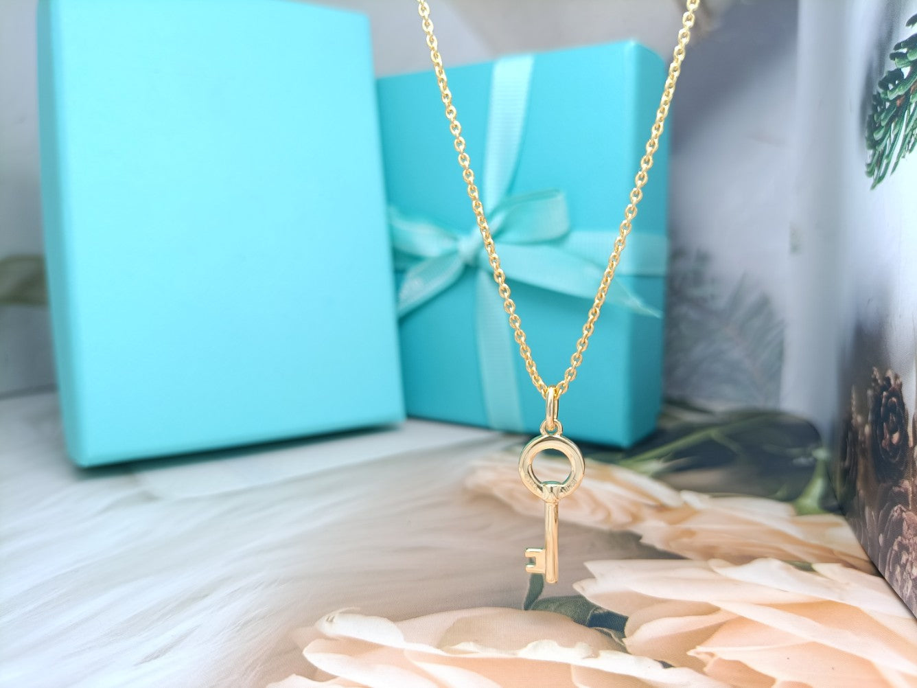 MINI COLLAR LLAVE DIAMANTE