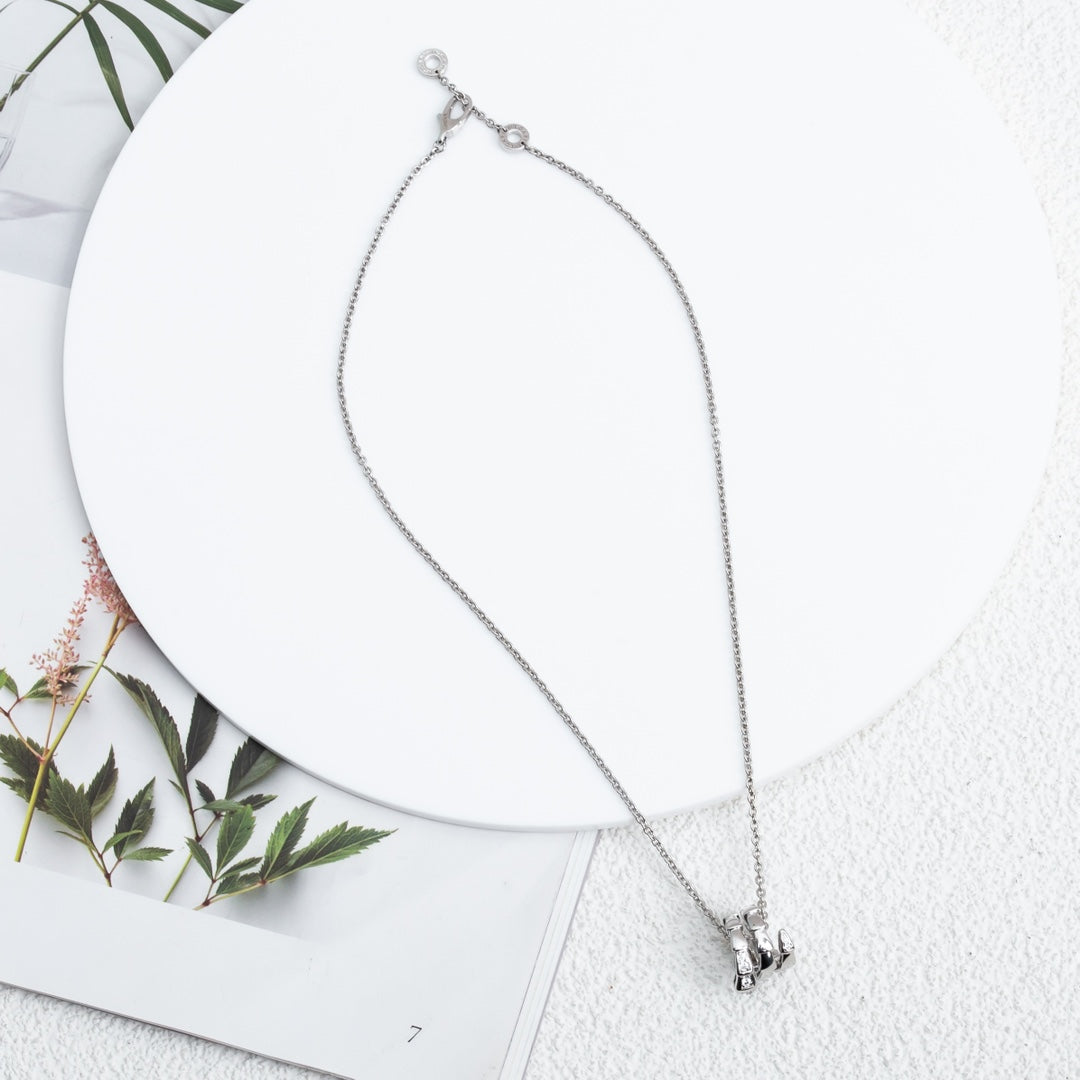 COLLAR DE PLATA DIANA SERPENTI CON DIAMANTE