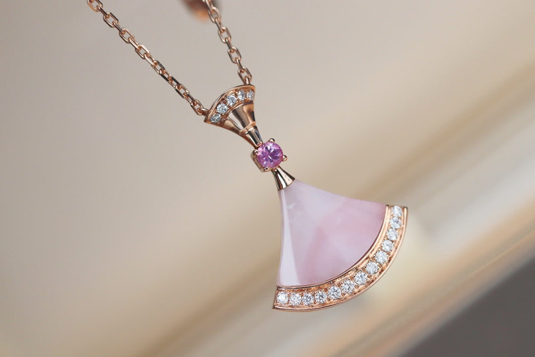 DIANA DREAM NECKLACE PINK MOP DIAMOND