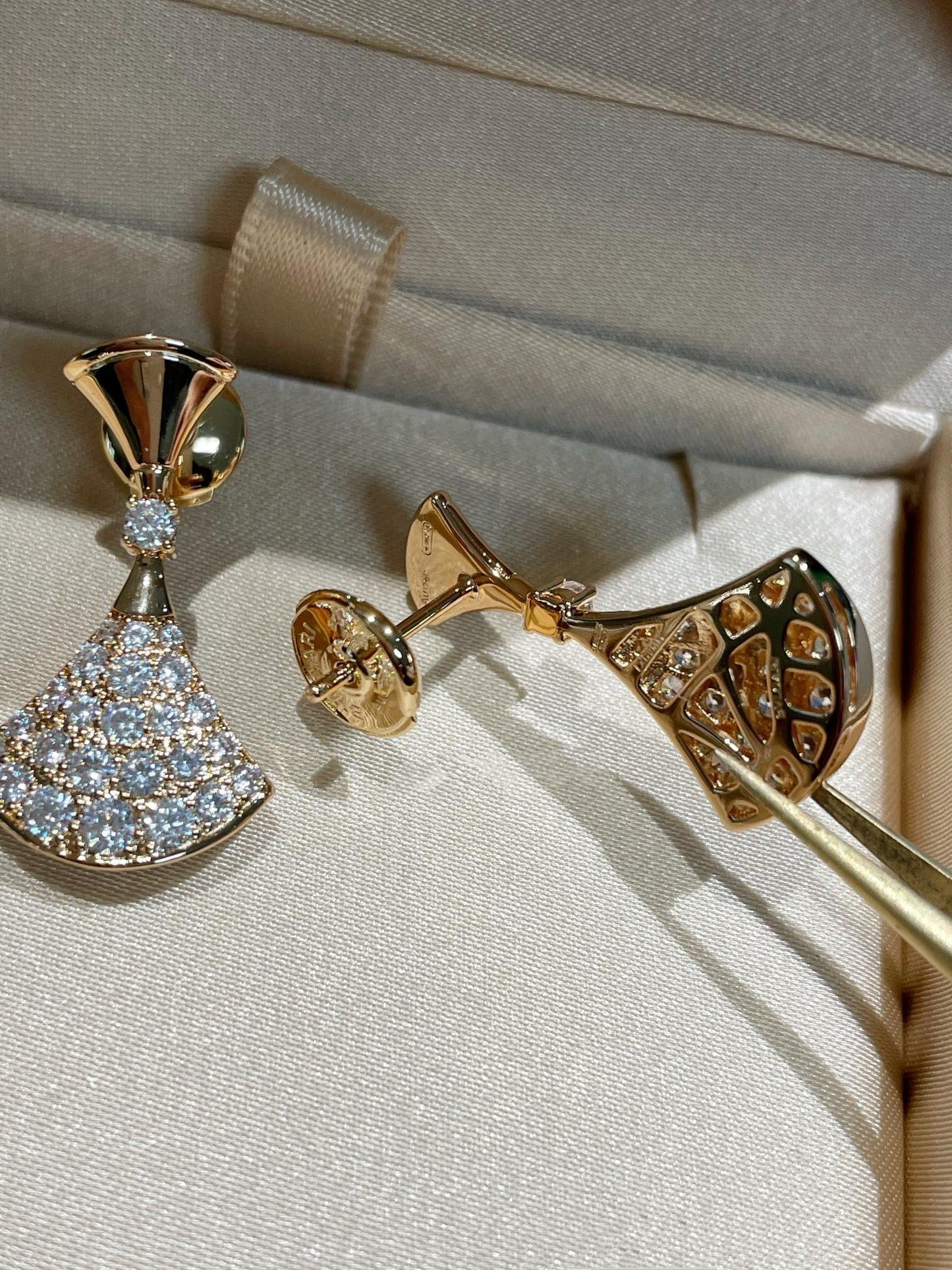 BOUCLES D'OREILLES DIANA DREAM DIAMANT