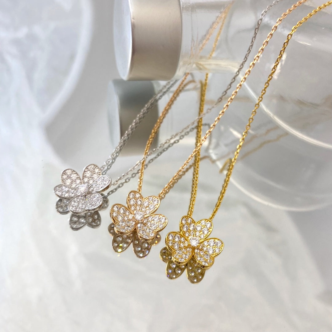 DIANA FLOWER DIAMOND NECKLACE