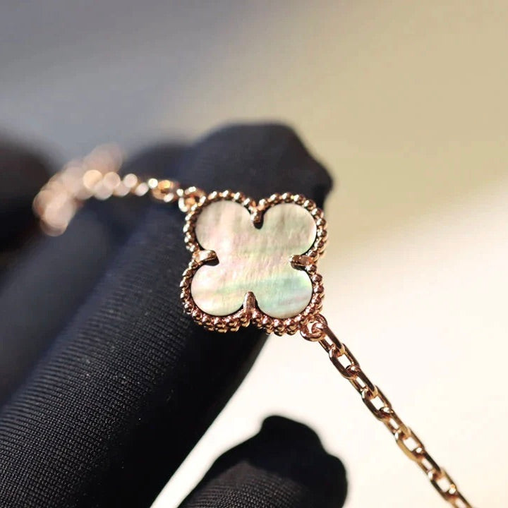 DIANA CLOVER 20 MOTIFS DARK MOP DIAMOND NECKLACE