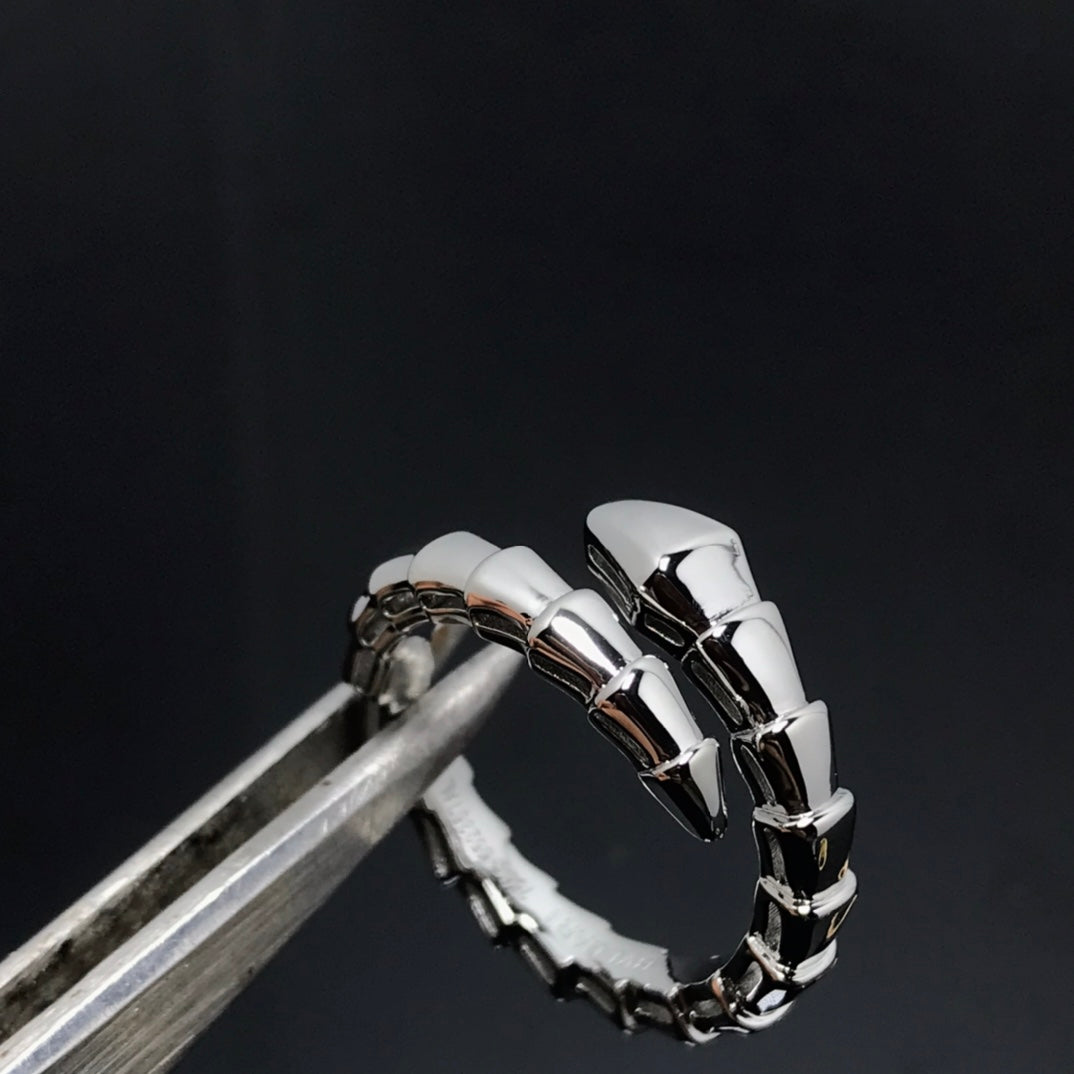 DIANA SERPENTS RING
