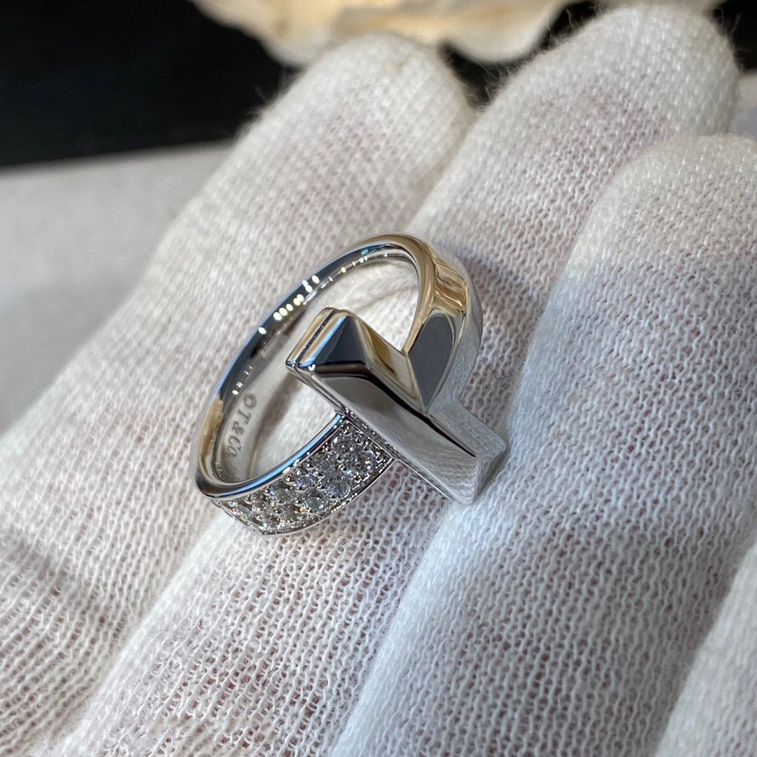 ANILLO DE DIAMANTES MEDIANO CON ALAMBRE EN T