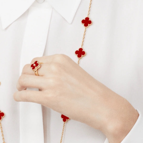 BAGUE DIANA CLOVER CORNALINE OR ROSE DIAMANT