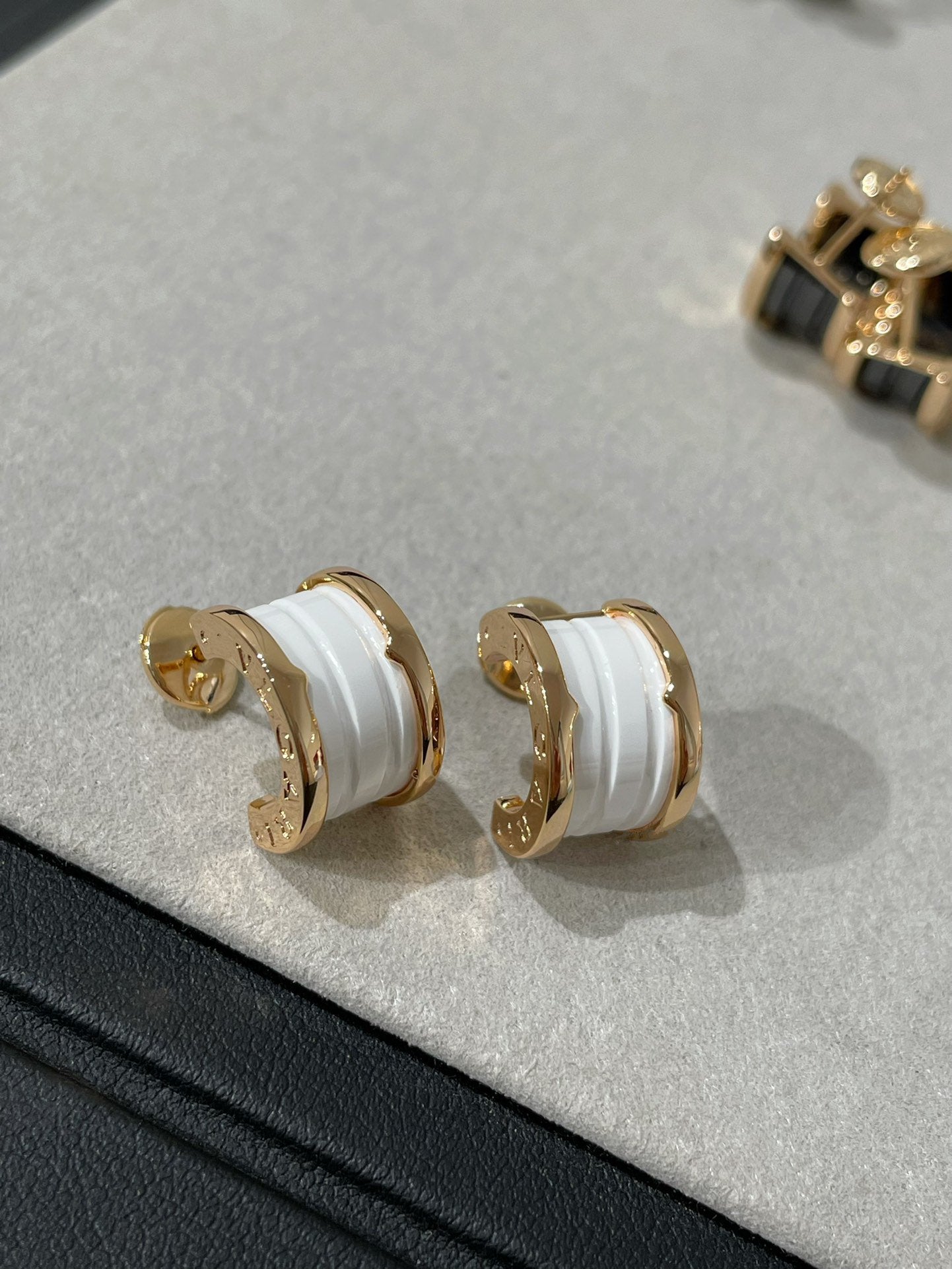 DIANA ZERO 1 PINK GOLD CERAMIC EARRINGS