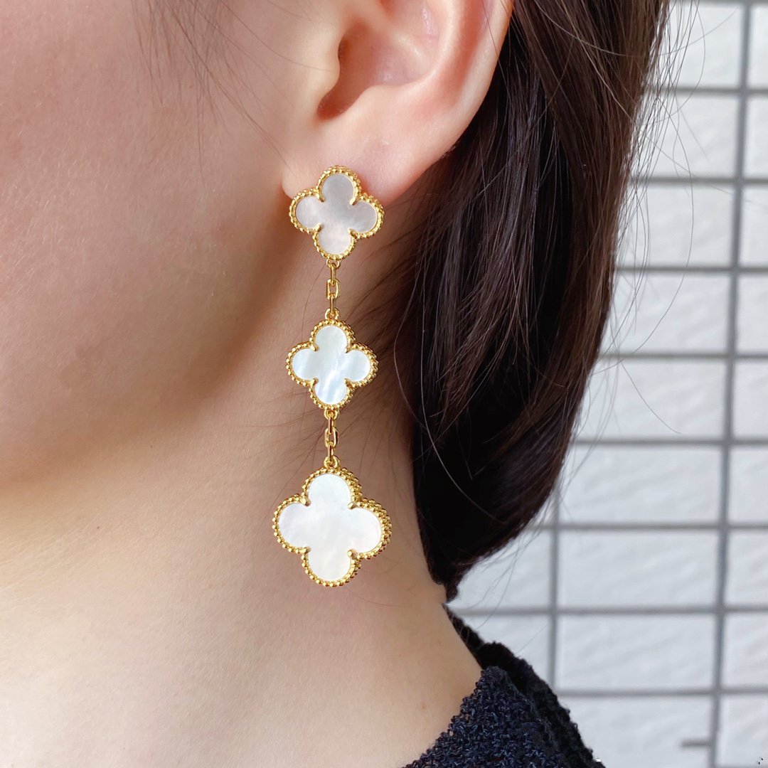 DIANA CLOVER MOP 3 MOTIFS GOLD EARRINGS