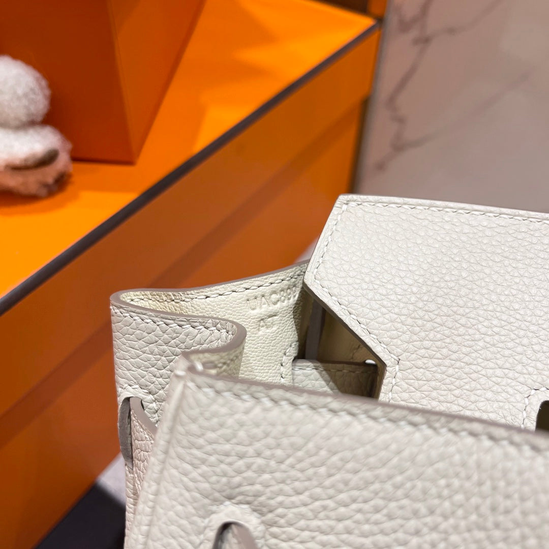 HM BIRKIN 30CM CUIR TOGO BLANC QUINCAILLERIE ARGENTÉE