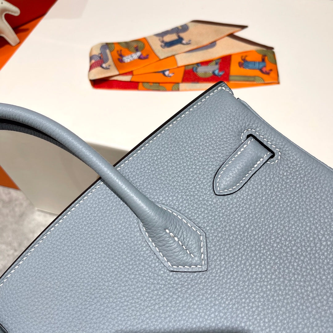 HM BIRKIN 30CM AZUL NUBE PIEL TOGO HIERROS PLATEADOS