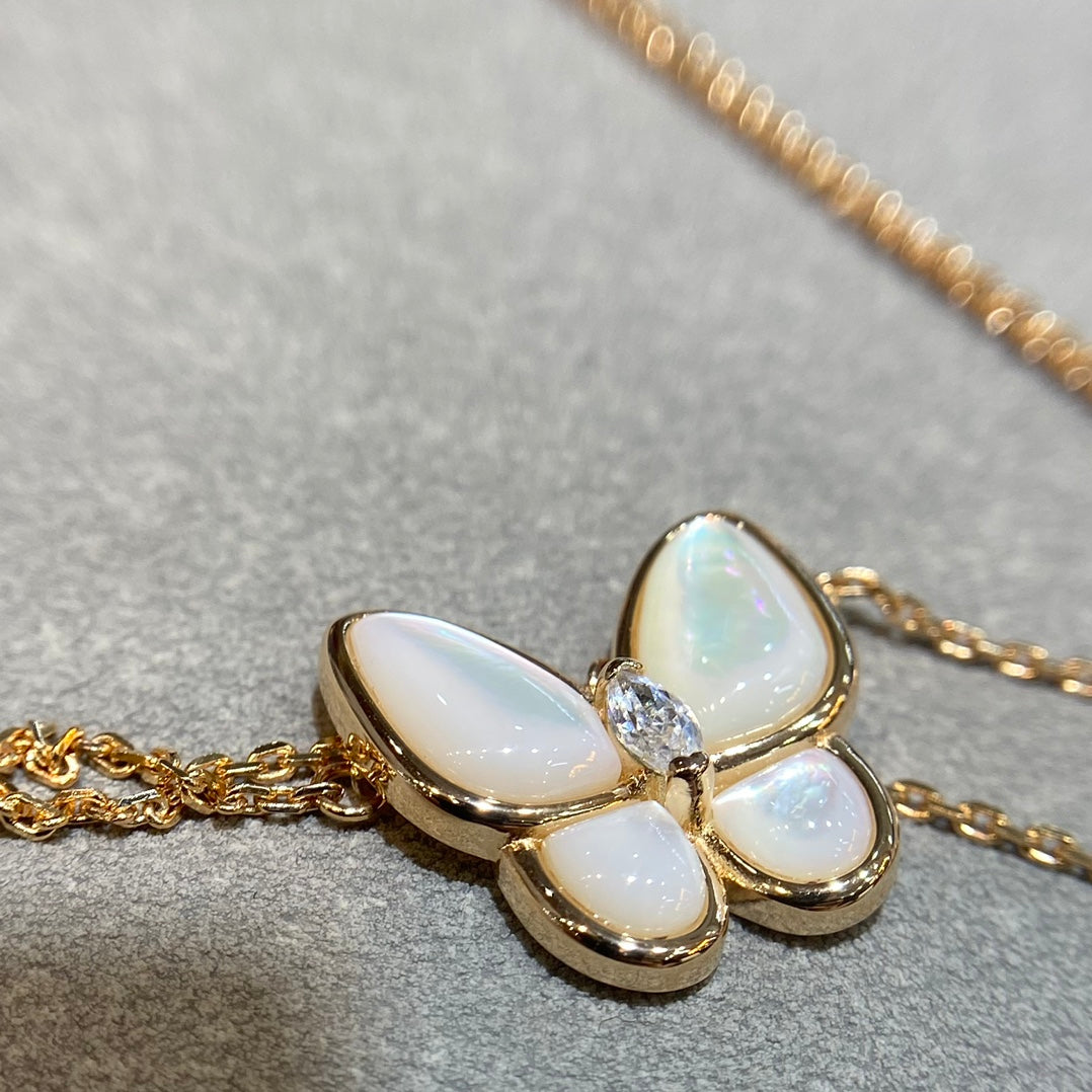 DIANA BUTTERFLY MOP DIAMOND NECKLACE