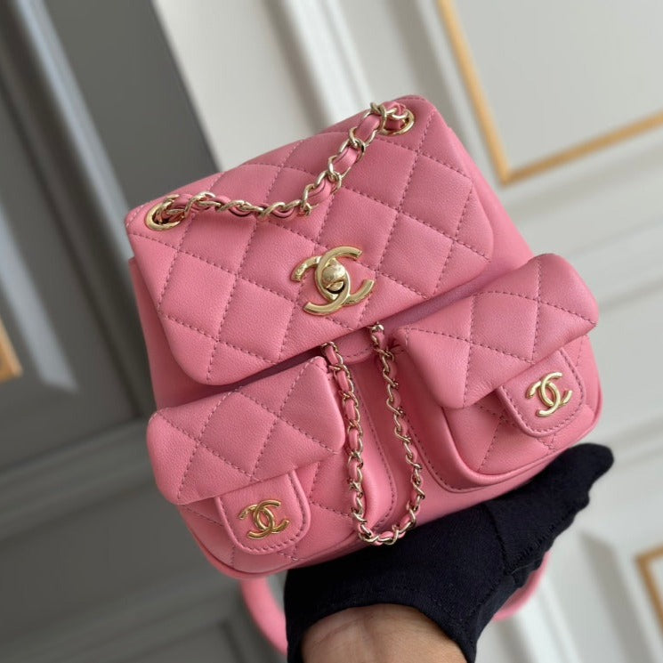 MOCHILA PEQUEÑA 20.5 PIEL DE CORDERO ROSA