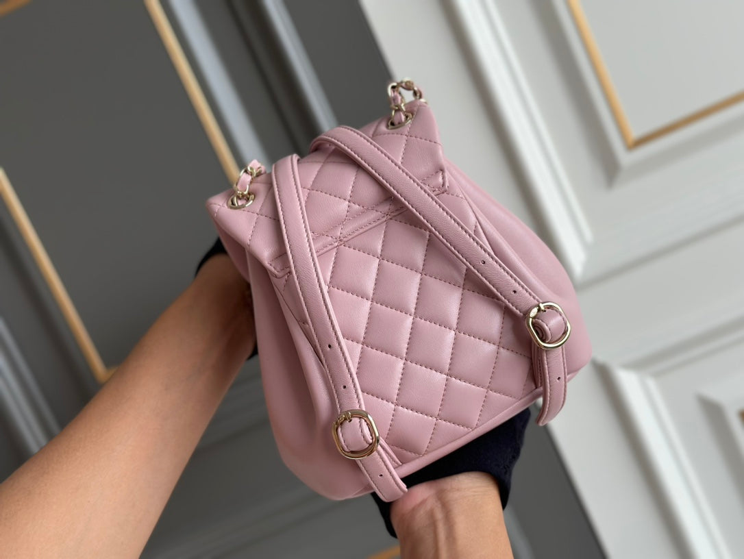 MOCHILA PEQUEÑA 18 PIEL DE CORDERO ROSA CLARO
