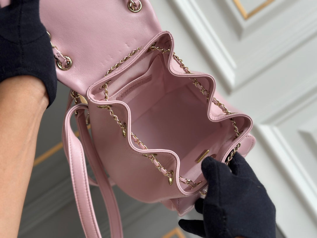 MOCHILA PEQUEÑA 18 PIEL DE CORDERO ROSA CLARO