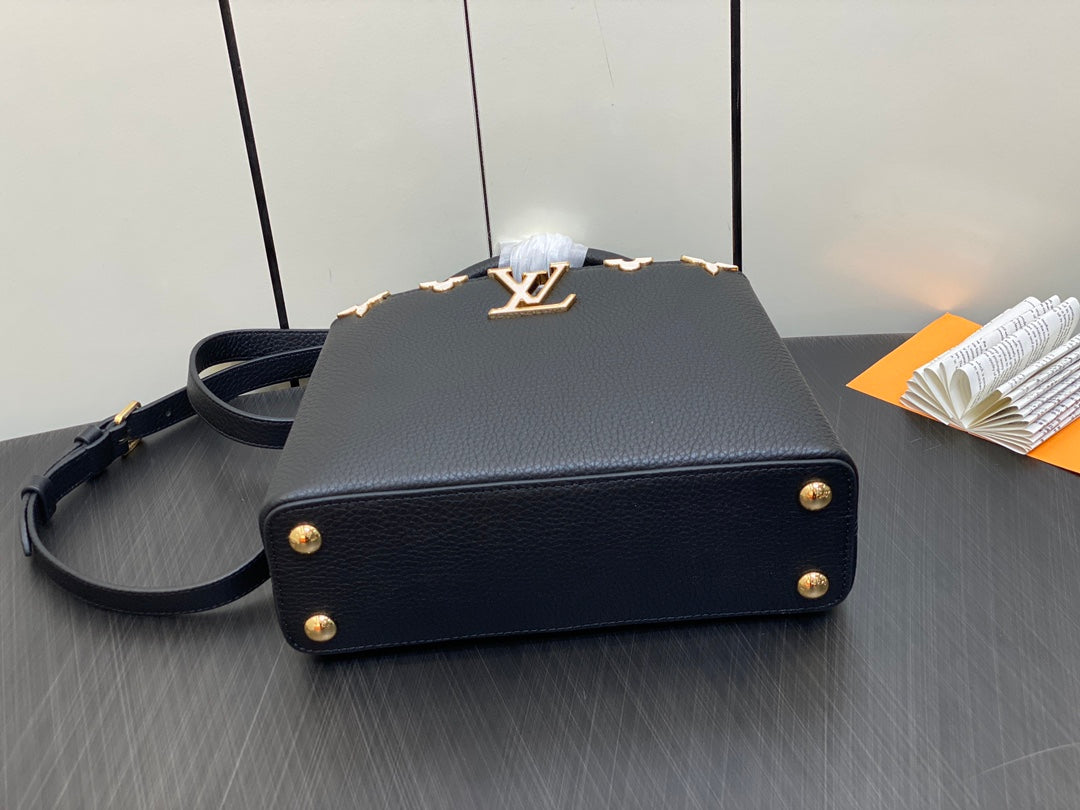 CAPUCINES BB 27 NEGRO TAURILLON HARDWARE DORADO