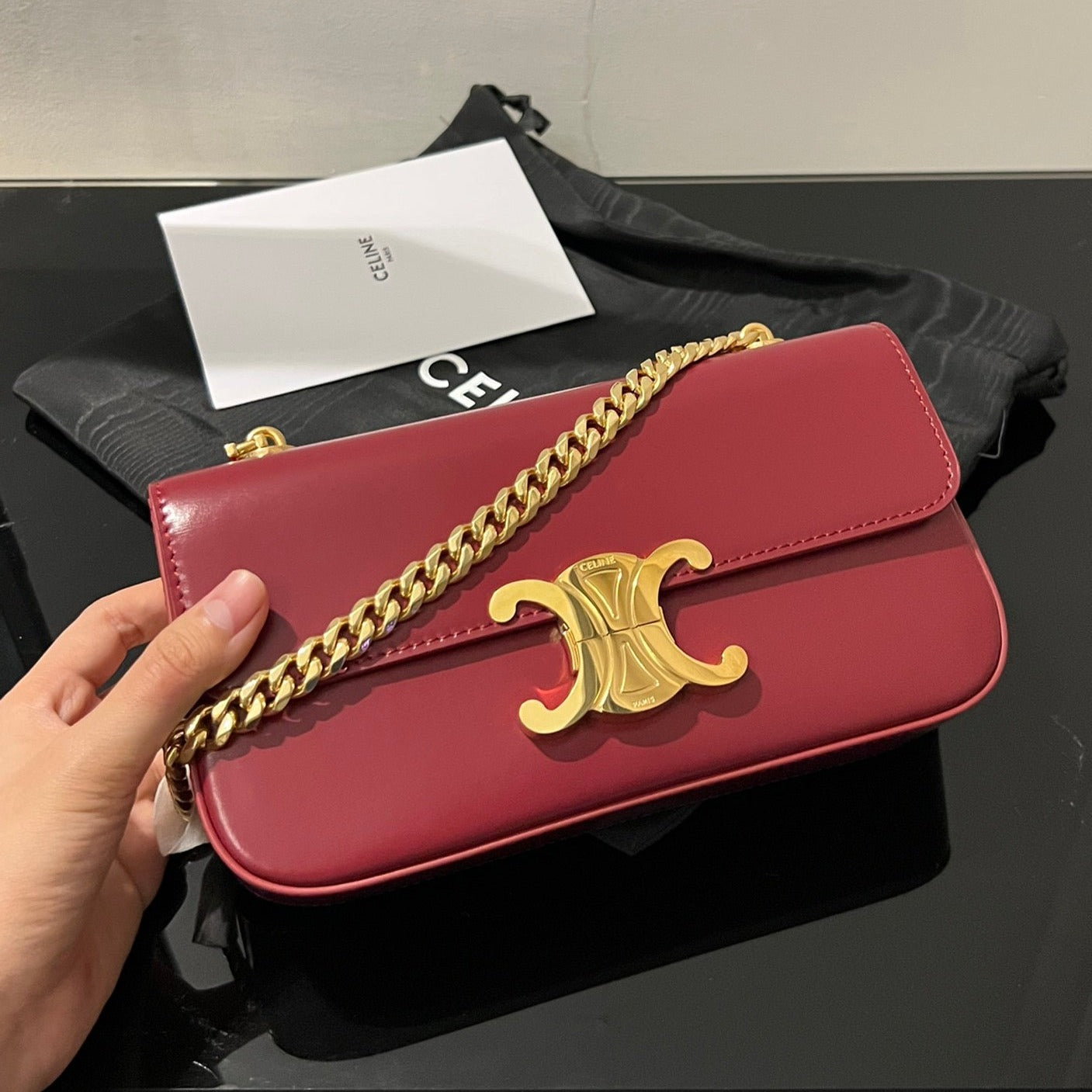 CLASSIC TRIOMPHE 20 PIEL DE BECERRO ROJA