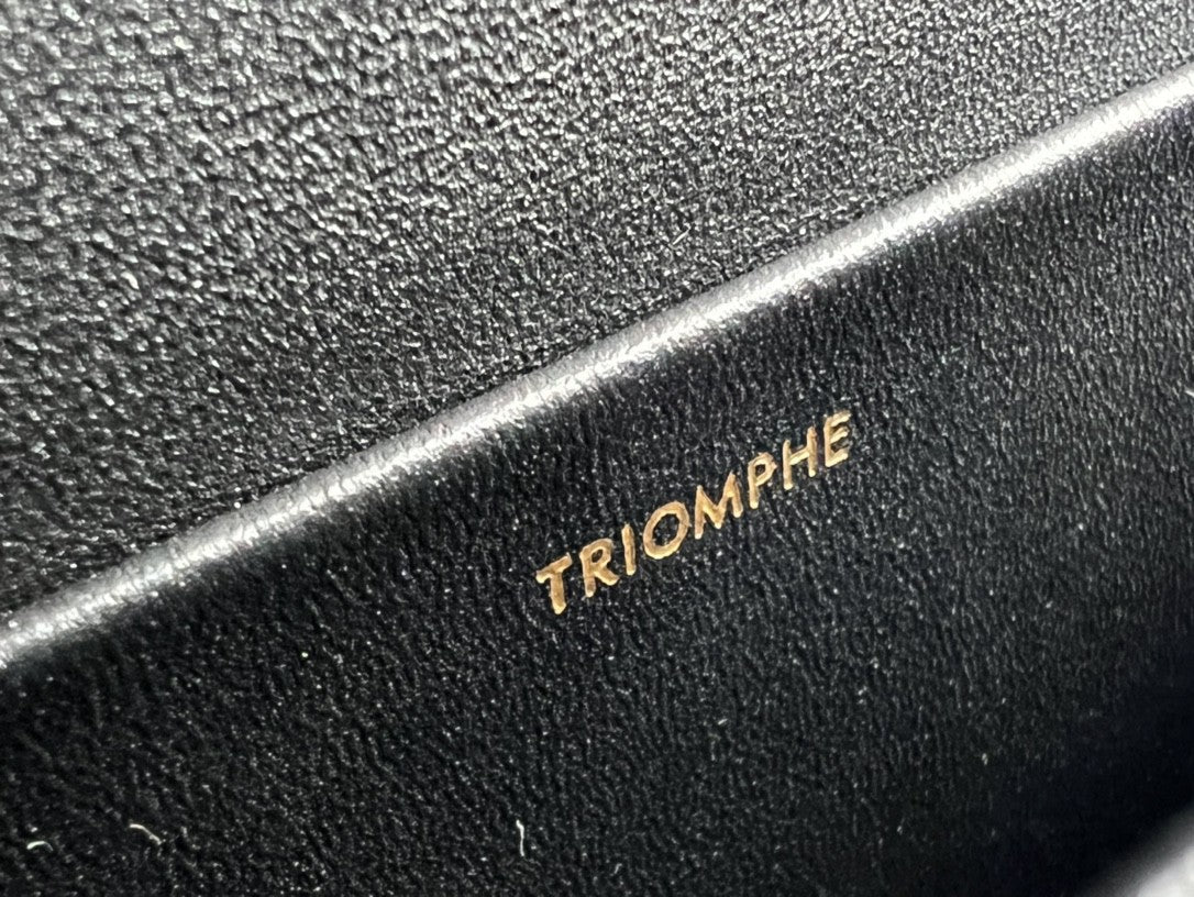 CUIR TRIOMPHE 20 PIEL DE BECERRO NEGRA HIERRO DORADO