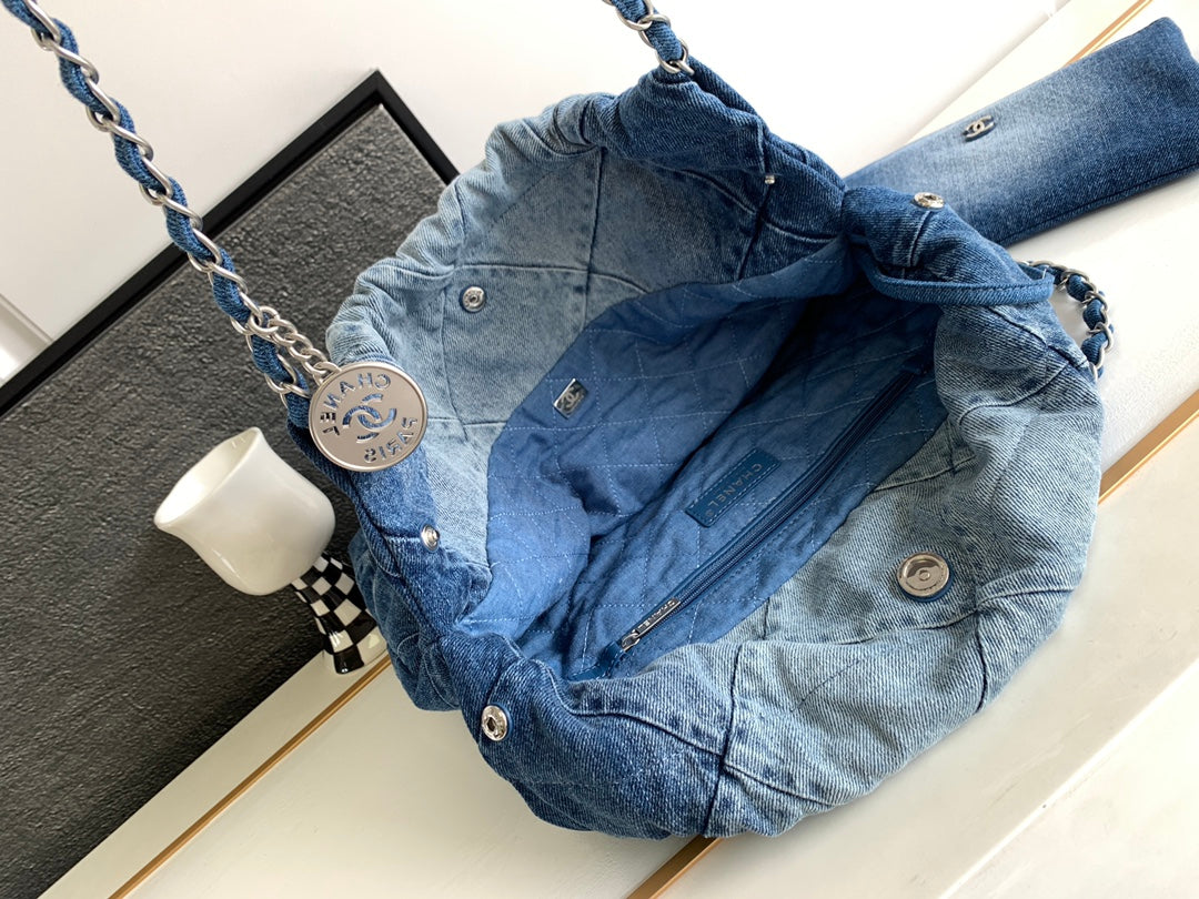 CC HOBO 39CM DENIM QUINCAILLERIE ARGENTÉE