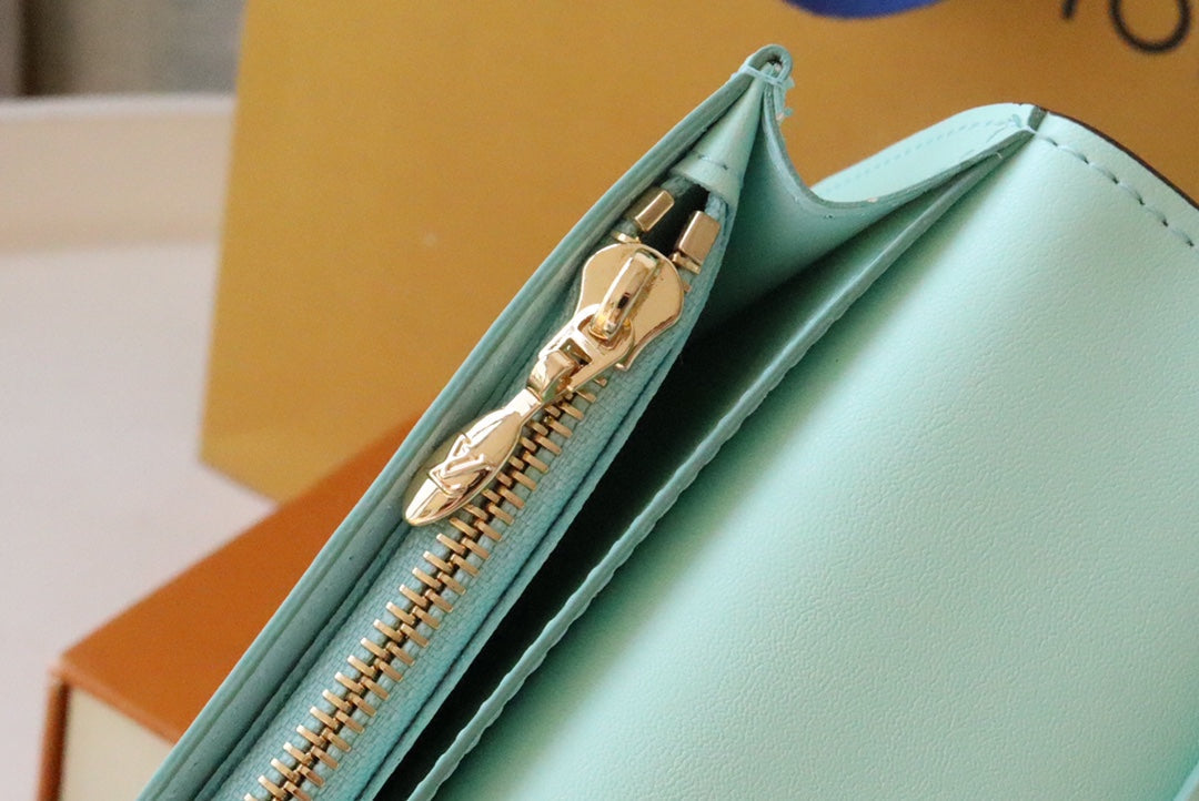 CARTERA VERTICAL CAPUCINES GRIS