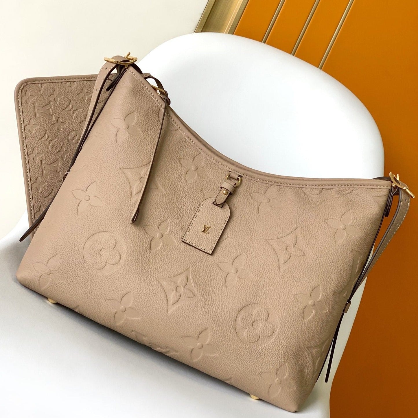 BOLSO DE MANO MM 30 PIEL DE VACUNO GRANULADA BEIGE