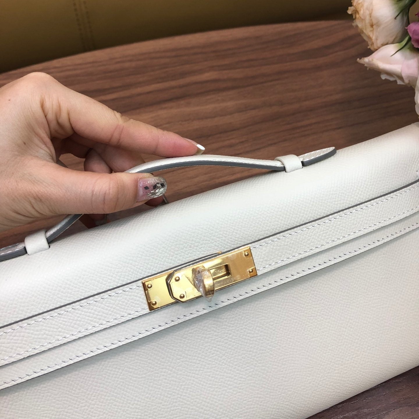 HM Kelly Cut 31cm Cuero Swift Blanco Ghw