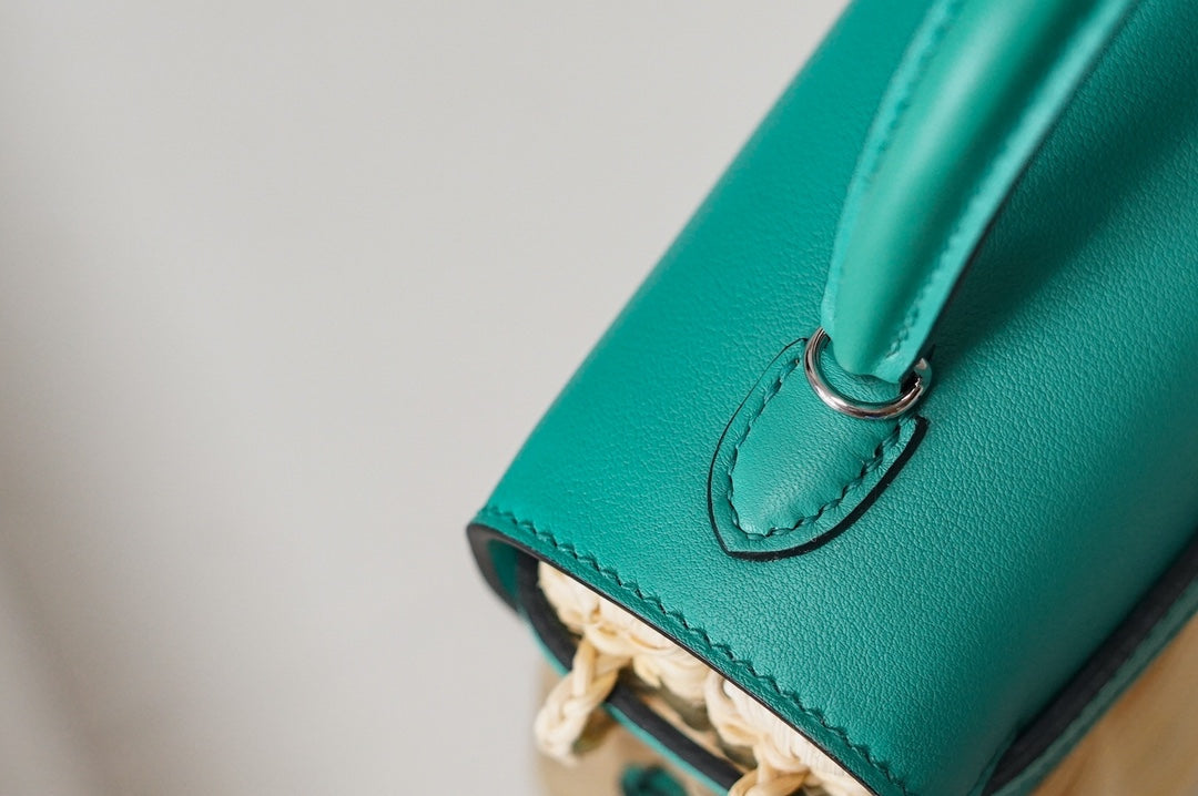 HM Kelly 20 Picnic Kelly Vert Verone Bamboo And Rattan