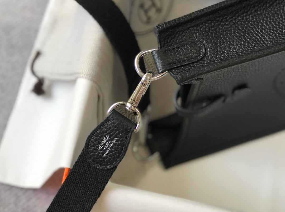 Mini Evelyne 18cm Noir Togo Quincaillerie Argentée
