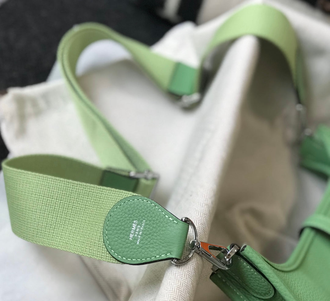 Evelyne 29cm Verde Togo Shw