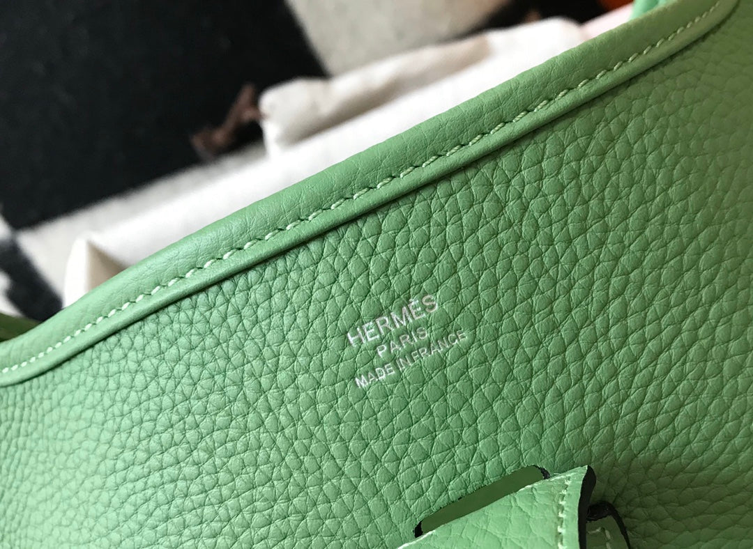Evelyne 29cm Verde Togo Shw