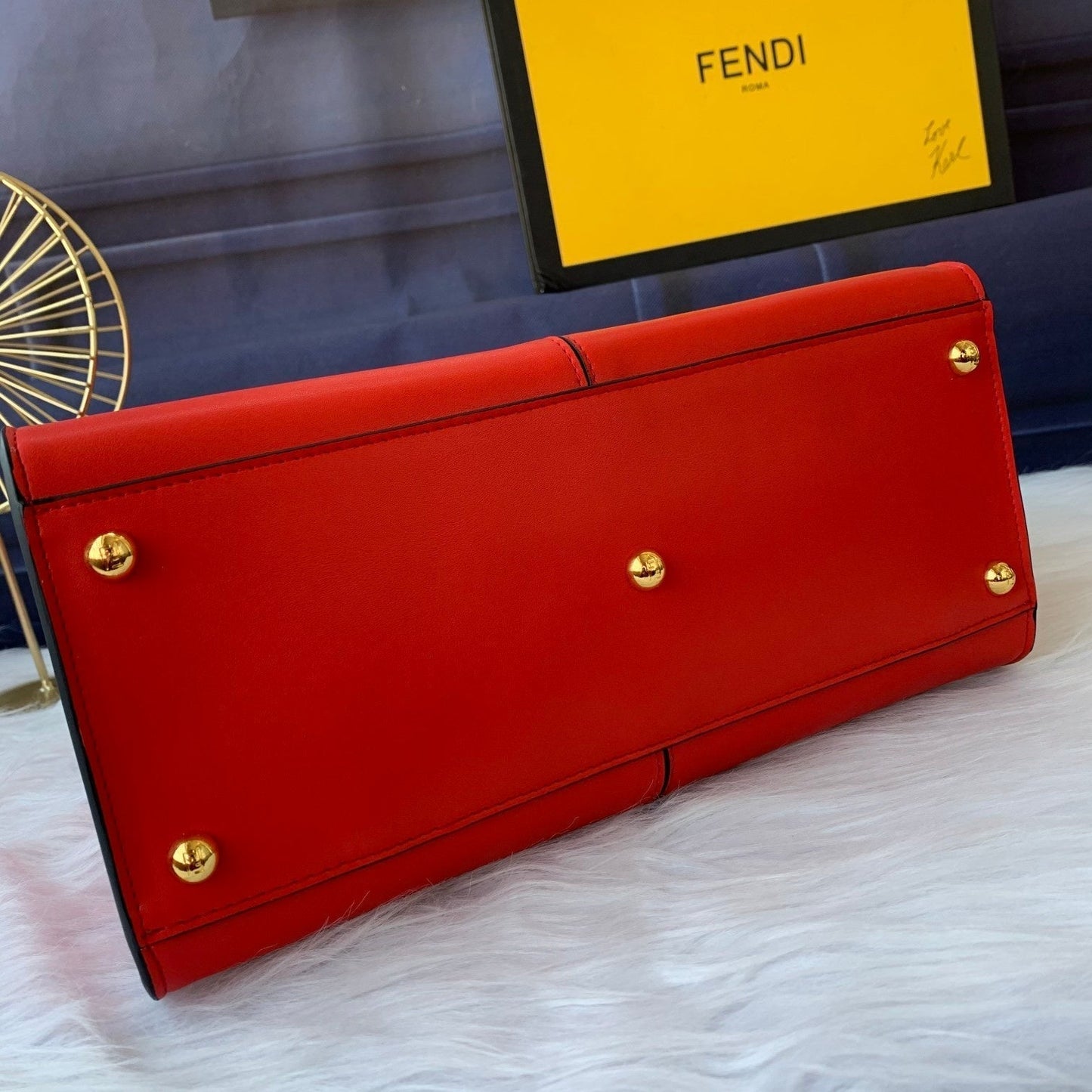 Bolso Peekaboo X-lite mediano de 30 cm, piel de cordero roja, herrajes dorados
