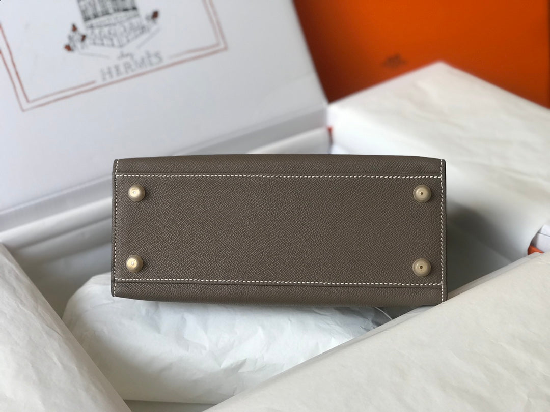 hm kelly 32 cm cuir epsom étain accessoires dorés