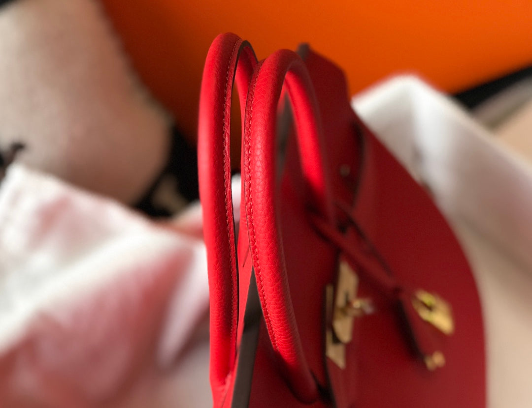 HM BIRKIN 35CM PIEL TOGO ROJA CON HERRAJES DORADOS