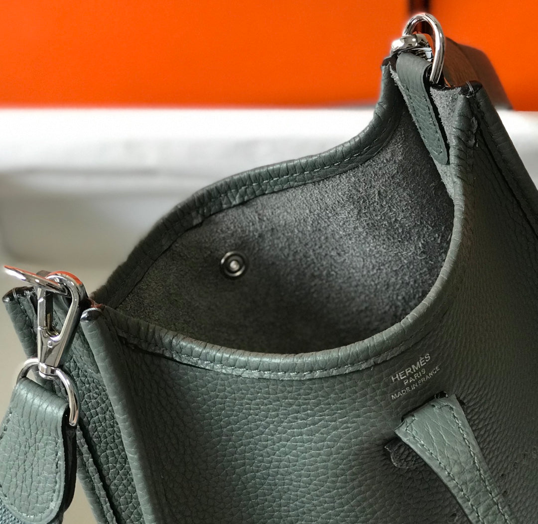 Mini Evelyne 18 cm Vert Amande Togo Quincaillerie Argentée