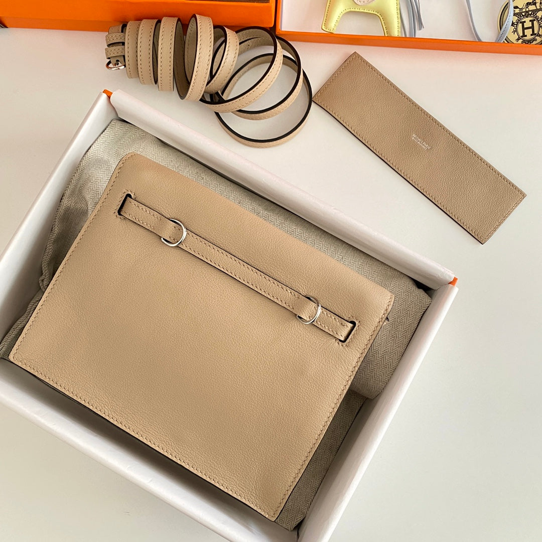 Kelly Danse II 22cm Beige Evercolor Cuero Shw