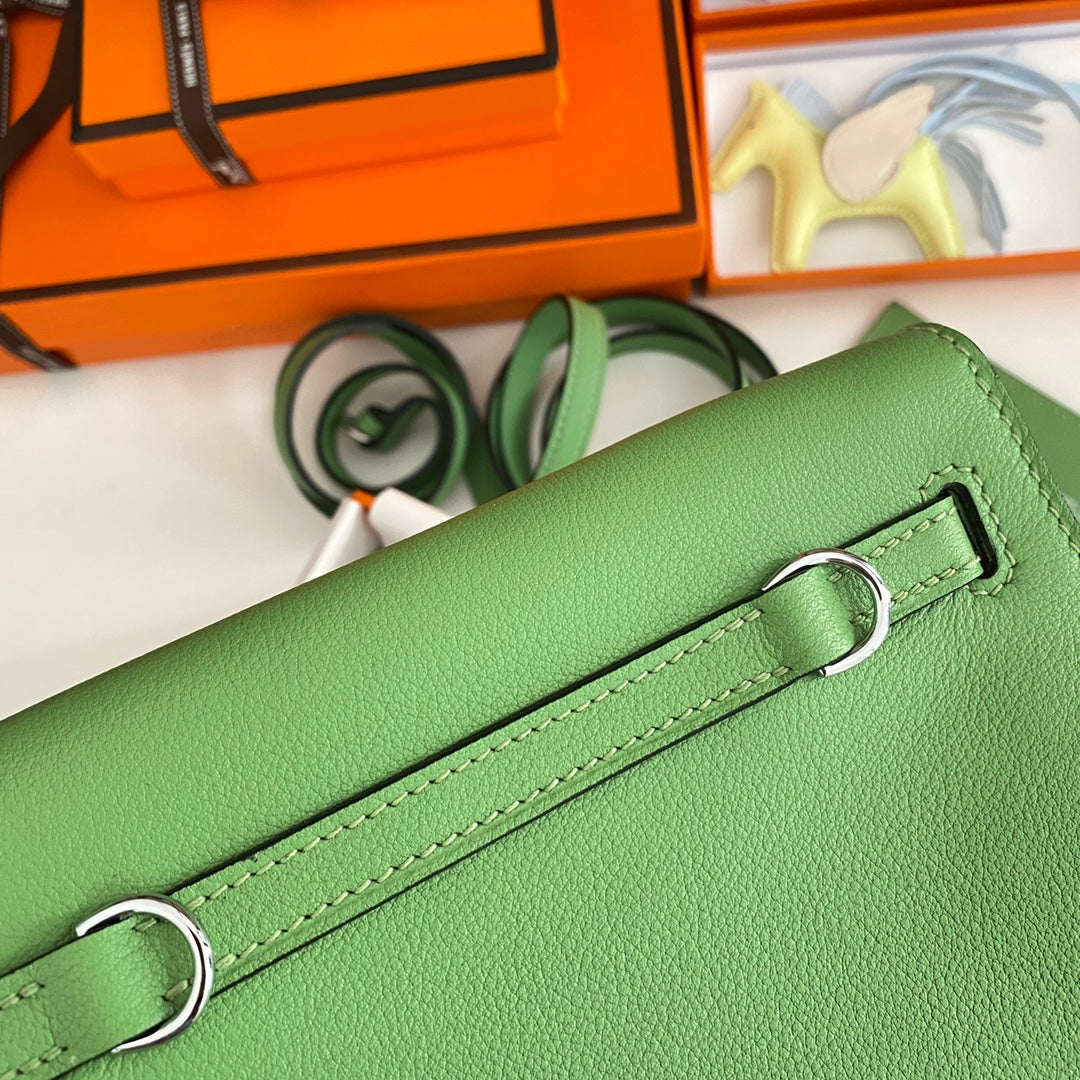 Kelly Danse II 22cm Verde Evercolor Cuero Shw