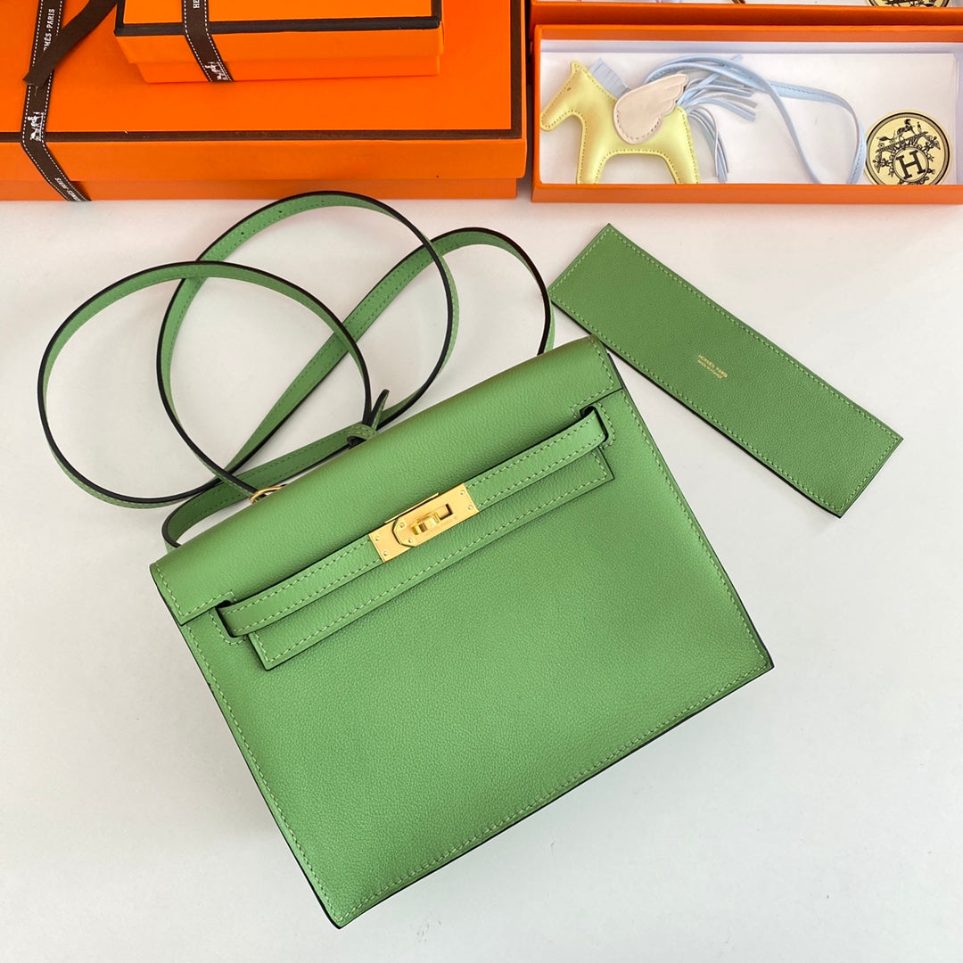 Kelly Danse II 22cm Verde Evercolor Cuero Ghw