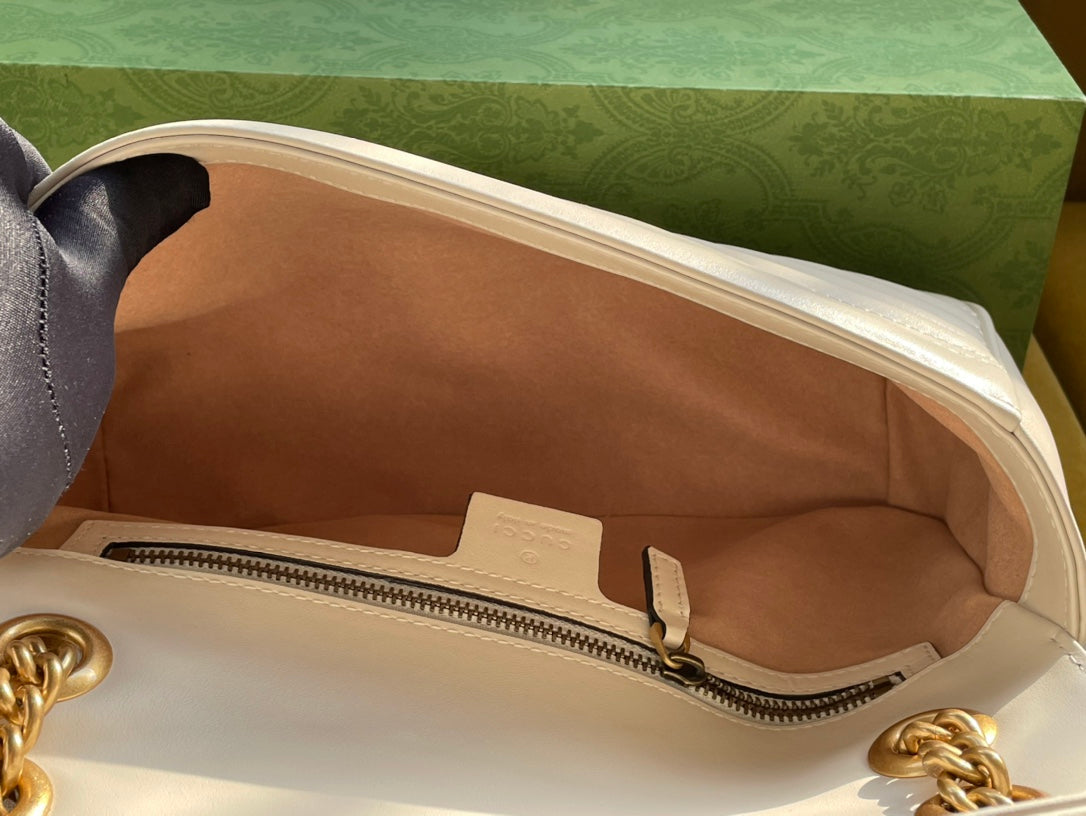 BOLSO GRANDE GG MARMONT MATELASS® 26 PIEL DE BECERRO BLANCA