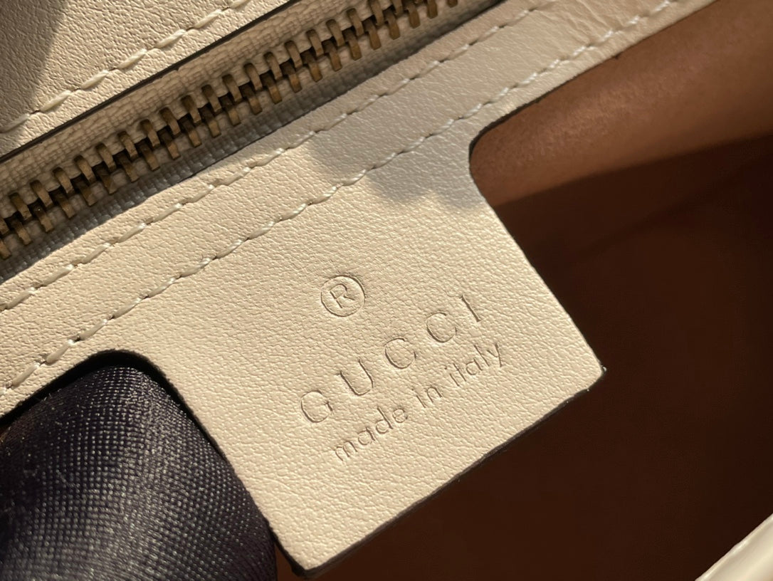 GG MARMONT MATELASS¨¦ LARGE 26 BAG WHITE CALFSKIN