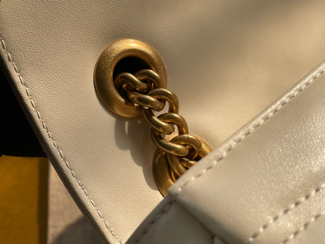 GG MARMONT MATELASS¨¦ LARGE 26 BAG WHITE CALFSKIN