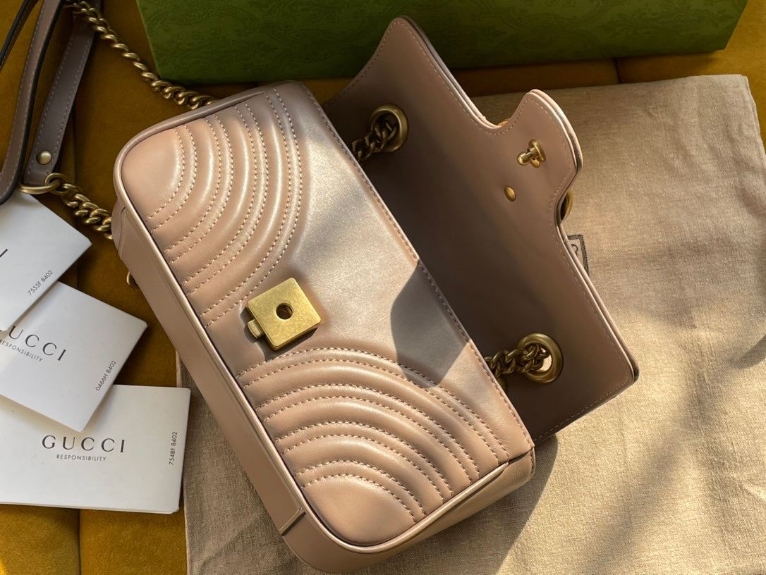 GG MARMONT MATELASS¨¦ SMALL 22 BAG BEIGE CALFSKIN
