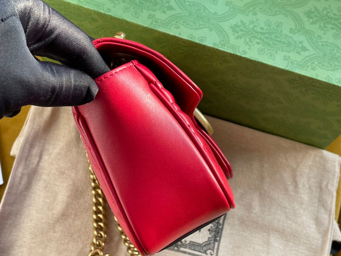 GG MARMONT MATELASS¨¦ SMALL 22 BAG RED PINK CALFSKIN