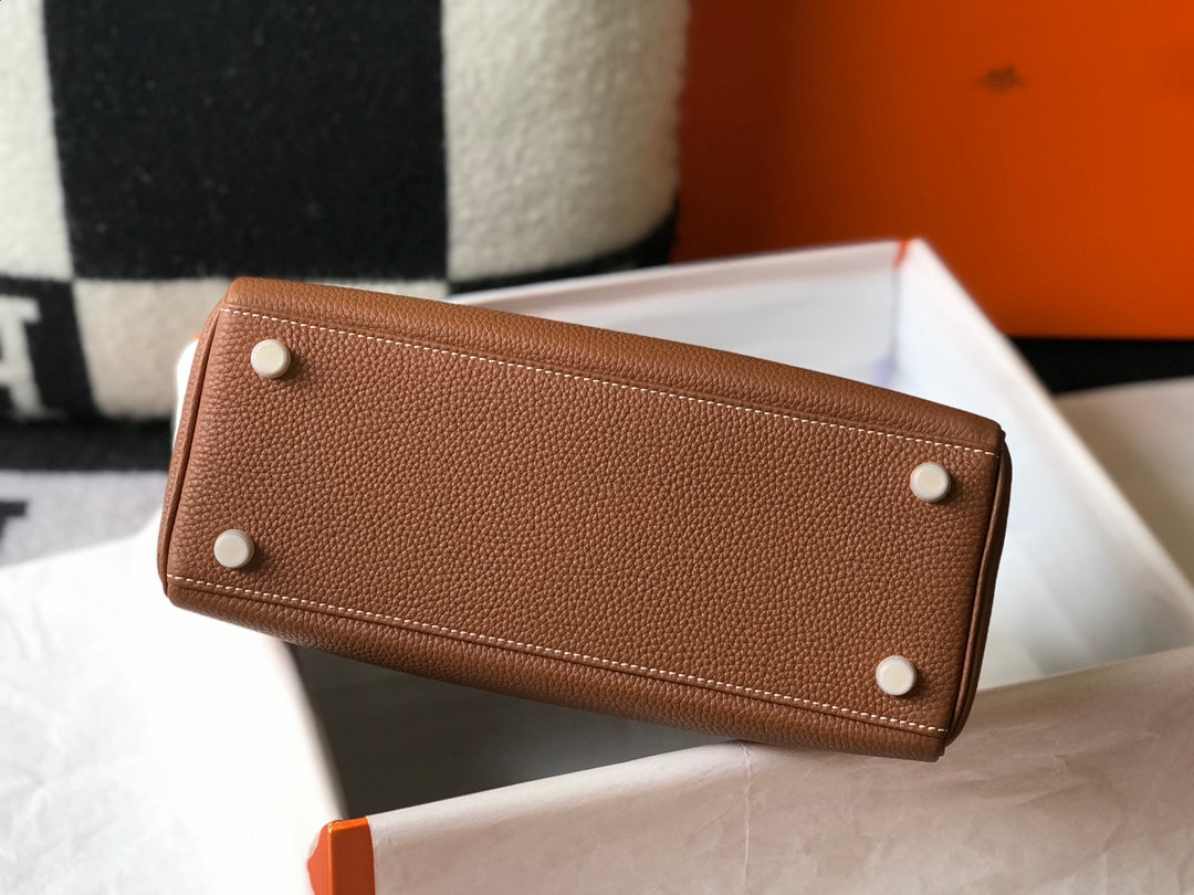 hm kelly 32 cm cuir togo doré accessoires dorés